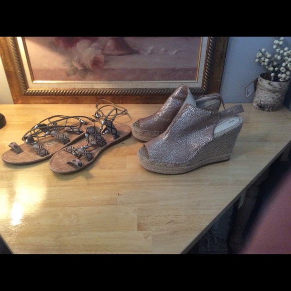 sandals - Picture 1 of 5